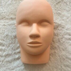 Mannequin Head for Esthetics practice
